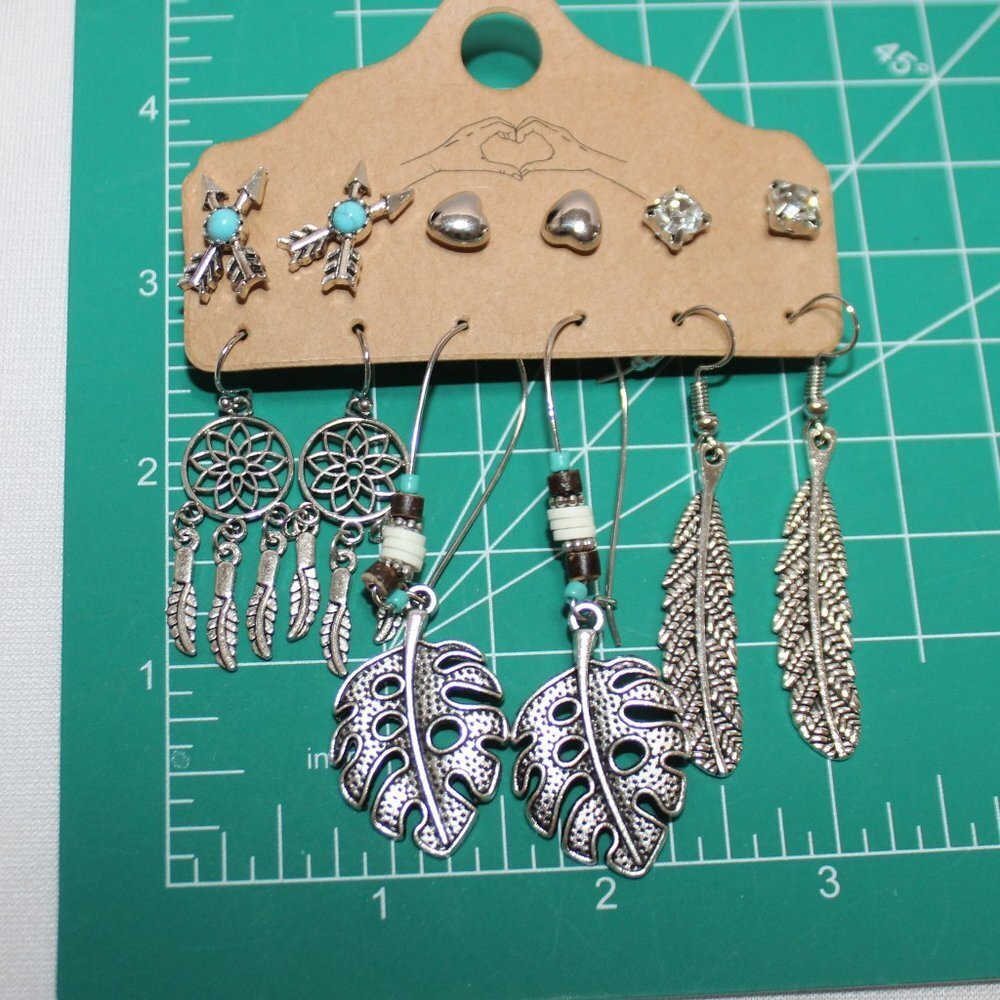 NEW Fashion Jewelry 6 Pairs of Silver Southwestern Style Earring - Picture 4 of 6